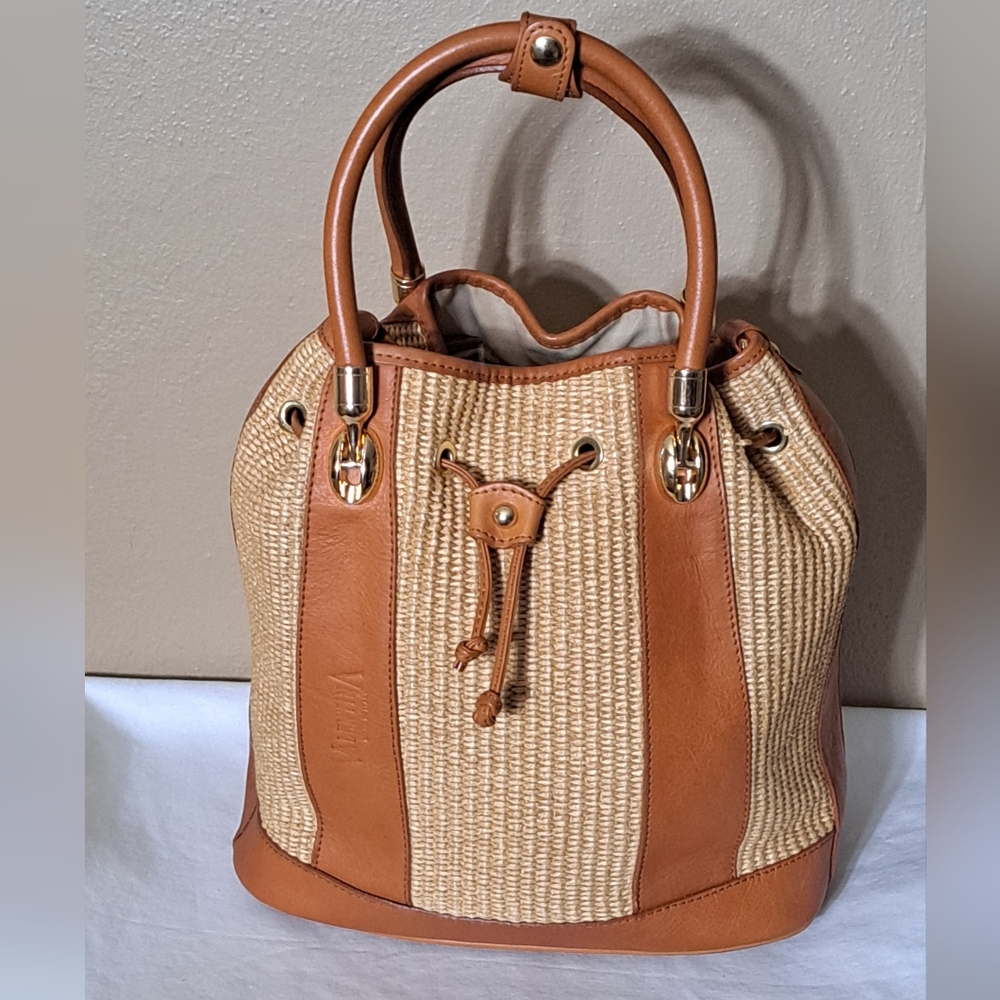 VALENTINA Made In Italy Raffia Panels/ Leather Drawstring Bucket Bag EUC